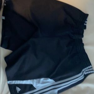 Adidas basketball shorts size L Black